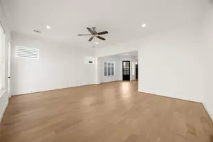 946 Judiway St, Houston, TX 77018 - Photo 8