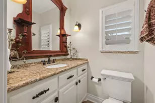 18607 Point Lookout Dr, Nassau Bay, TX 77058 - Photo 40