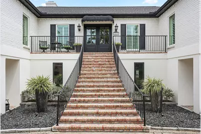 18607 Point Lookout Drive, Nassau Bay, TX 77058 - Photo 8