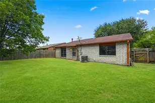 4819 Court Rd, Houston, TX 77053 - Photo 18