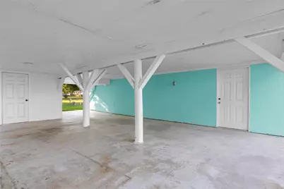 9607 Ocean Drive, Beach City, TX 77523 - Photo 18