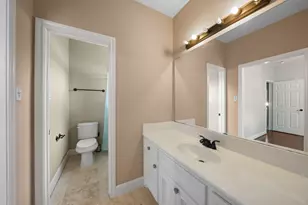 2438 Ripplewood Dr, Conroe, TX 77384 - Photo 22