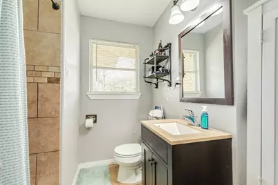 2109 N Tinsley Street, Angleton, TX 77515 - Photo 26