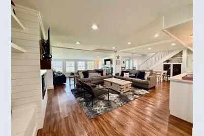 16 Trout Street, Palacios, TX 77465 - Photo 8