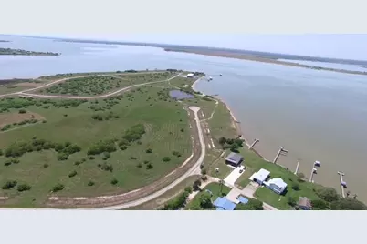 16 Trout Street, Palacios, TX 77465 - Photo 28