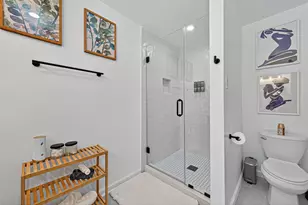 1602 Luzon St, Houston, TX 77009 - Photo 10