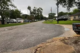 1131 County Rd 515, Brazoria, TX 77422 - Photo 14