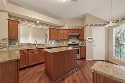 4142 Custer Creek Drive, Missouri City, TX 77459 - Photo 12