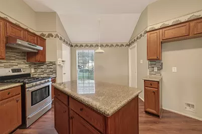 4142 Custer Creek Drive, Missouri City, TX 77459 - Photo 14