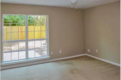 13 Blue Fox Road, The Woodlands, TX 77380 - Photo 8