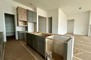 910 Hilltop View Ln, League City, TX 77546 - Photo 4