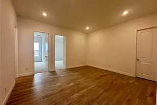 910 Hilltop View Ln, League City, TX 77546 - Photo 8