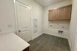 910 Hilltop View Ln, League City, TX 77546 - Photo 12