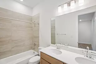 910 Hilltop View Ln, League City, TX 77546 - Photo 16