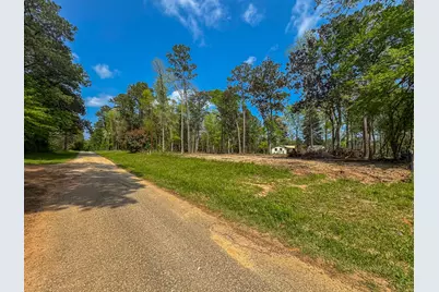 120 Royce Lane, Livingston, TX 77351 - Photo 1