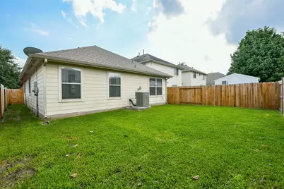 14215 Brunswick Point Lane, Houston, TX 77047 - Photo 20