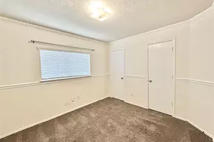 11023 KNOBBLEY Oak Ct, Houston, TX 77065 - Photo 12