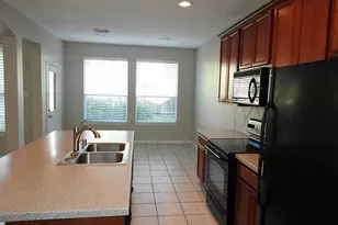 83 W Twinvale Loop, The Woodlands, TX 77384 - Photo 10