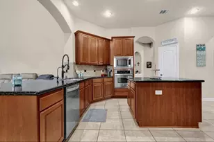 22734 Newcourt Pl St, Tomball, TX 77375 - Photo 8