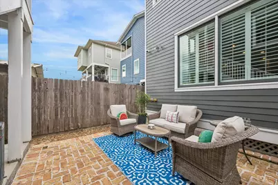 209 W 24th Street, Houston, TX 77008 - Photo 28