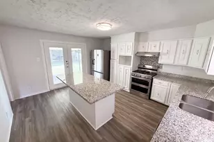 10502 Bessemer St, Houston, TX 77034 - Photo 2
