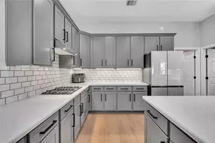 2110 Wikiup St, Dickinson, TX 77539 - Photo 16