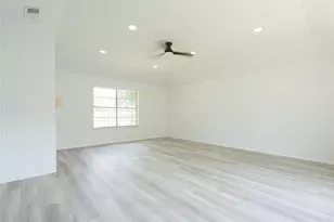 6023 Knotty Post Ln, Spring, TX 77373 - Photo 6