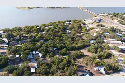 6908 Clover Leaf Drive, Brownwood, TX 76801 - Photo 8