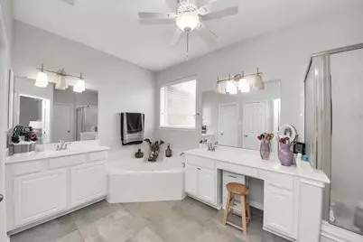 13710 Breezy Meadow Court, Houston, TX 77044 - Photo 18
