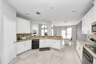 13710 Breezy Meadow Ct, Houston, TX 77044 - Photo 8