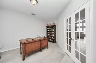 13710 Breezy Meadow Ct, Houston, TX 77044 - Photo 6