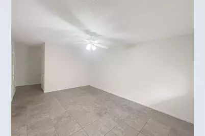 12023 Greenwood Forest Drive #B, Houston, TX 77066 - Photo 4