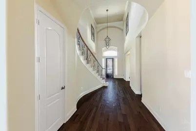 5803 Mustang Ridge Lane, Fulshear, TX 77441 - Photo 2