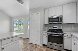 18634 S Wimbledon Dr, Katy, TX 77449 - Photo 10