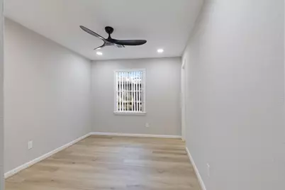 234 W 27th Street #3, Houston, TX 77008 - Photo 4