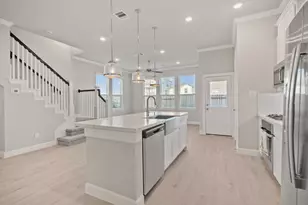 11407 W Blossom Square St, Houston, TX 77047 - Photo 12
