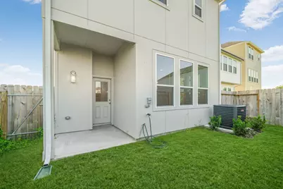 11407 W Blossom Square Street, Houston, TX 77047 - Photo 26