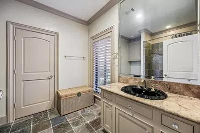 52 Briar Hollow Lane #E, Houston, TX 77027 - Photo 28