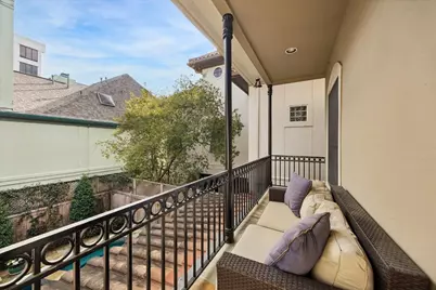 52 Briar Hollow Lane #E, Houston, TX 77027 - Photo 18