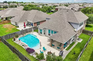 6546 Turner Fields Ln, Dickinson, TX 77539 - Photo 2