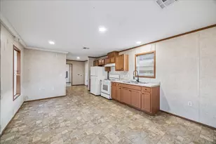 11910 Hazy Hill Dr, Houston, TX 77044 - Photo 4