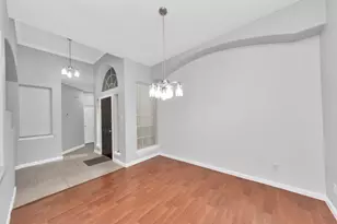 1819 Misty Falls Ln, Richmond, TX 77406 - Photo 4