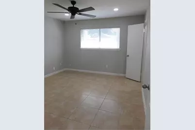 10402 Belfast Road, La Porte, TX 77571 - Photo 8