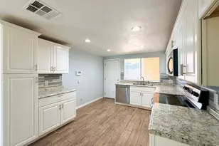 13175 Clarewood Dr, Houston, TX 77072 - Photo 6