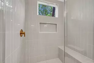 987 Glen Ave, Houston, TX 77088 - Photo 18
