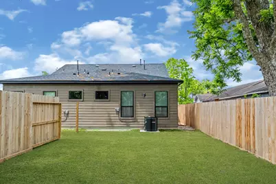 987 Glen Avenue #A/B, Houston, TX 77088 - Photo 30