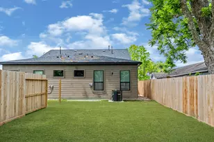 987 Glen Ave, Houston, TX 77088 - Photo 30