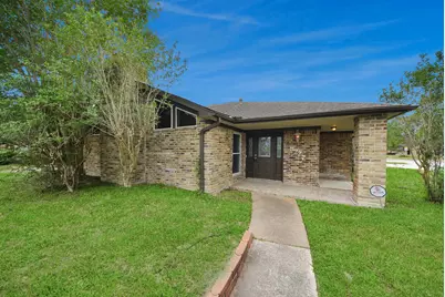 8227 Ivan Reid Drive, Houston, TX 77040 - Photo 4