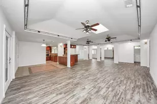 8227 Ivan Reid Dr, Houston, TX 77040 - Photo 14