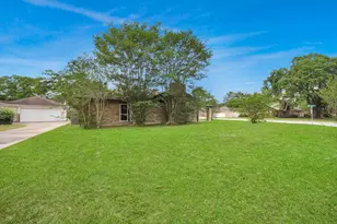 8227 Ivan Reid Dr, Houston, TX 77040 - Photo 2